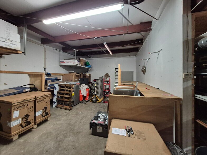 More Photos Of 1775 Buffalo Rd, Gates Light Distribution For Sale