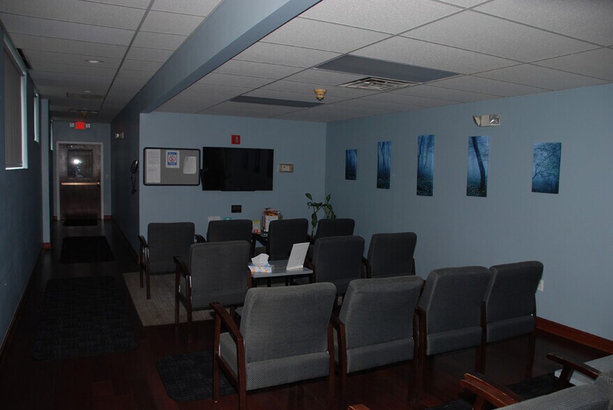 More Photos Of 235 North St, Buffalo Medical For Sale