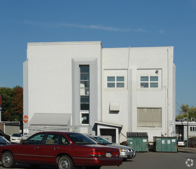 More Photos Of 300 Market St, Kingston Office For Sale