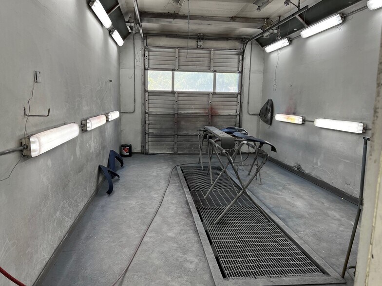 More Photos Of 1935 W Edgewood Dr, Port Angeles Warehouse For Sale