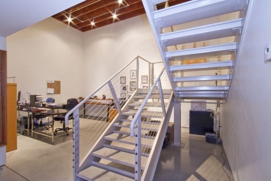 More Photos Of 2100 Abbot Kinney Blvd, Venice Office For Lease