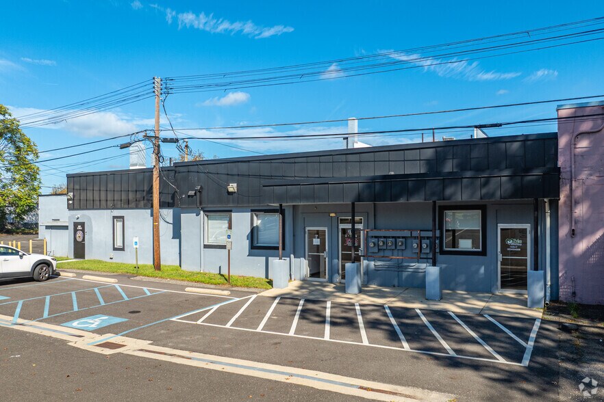 More Photos Of 307 - 319 W Landis Ave, Vineland Medical For Lease