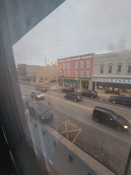 More Photos Of 207-211 E Main St, Watertown Office For Lease