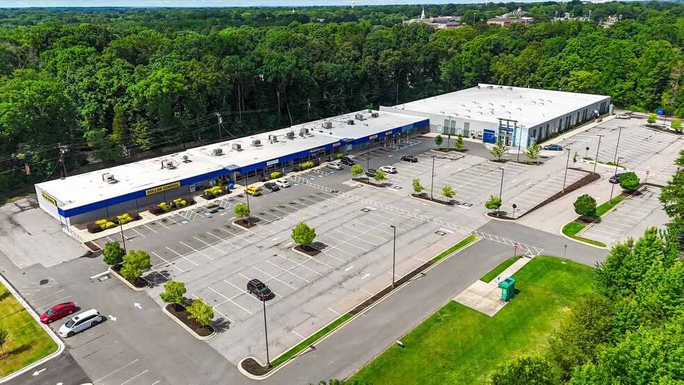 More Photos Of 439-489 N Cannon Blvd, Kannapolis Unknown For Lease