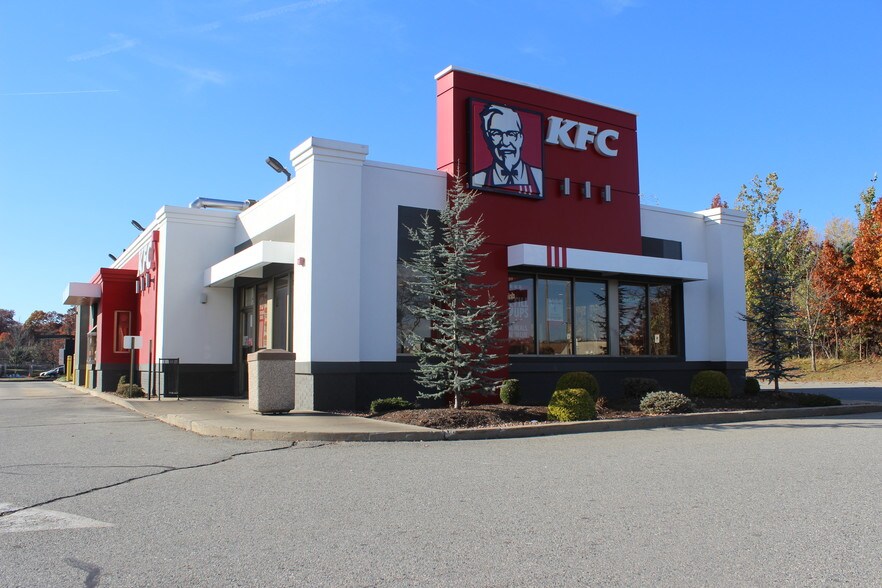 More Photos Of 45-63 Newport Ave, East Providence Unknown For Lease