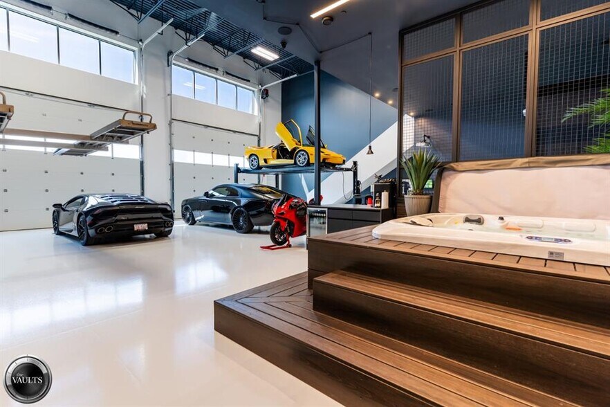 More Photos Of 1750 120 Av NE, Calgary Warehouse For Sale