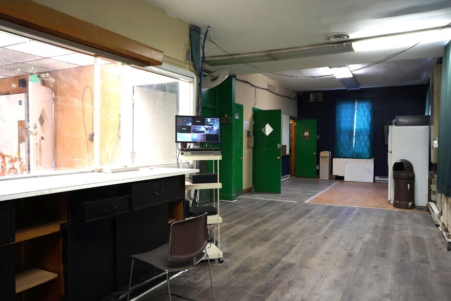 More Photos Of 2810-2812 N Broad St, Philadelphia Office Residential For Sale