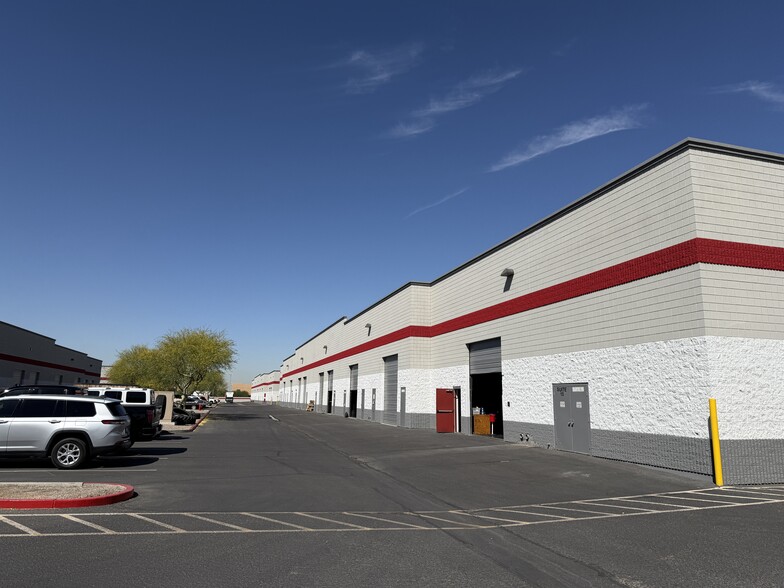 More Photos Of 500-600 N Bullard Ave, Goodyear Unknown For Lease