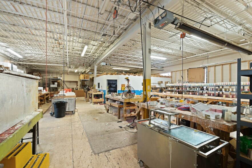 More Photos Of 677 S Cardinal Ln, Scottsburg Industrial For Sale