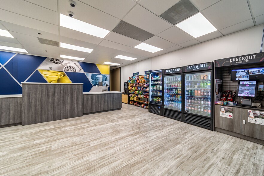 More Photos Of 500 N Central Expy, Plano Office For Sale