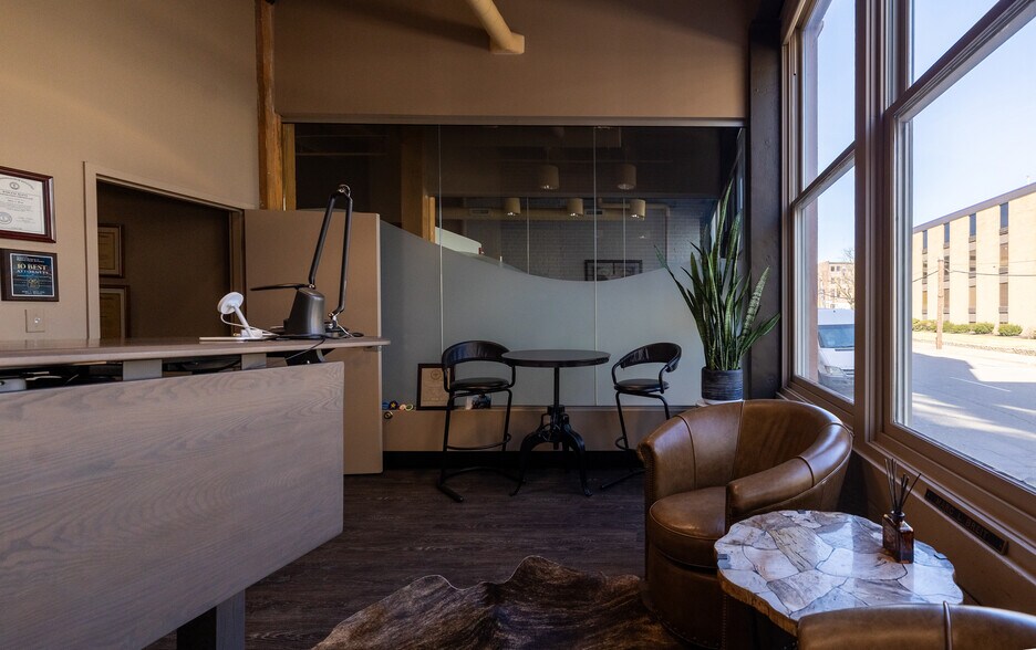 More Photos Of 214 S 8th St, Louisville Loft Creative Space For Sale