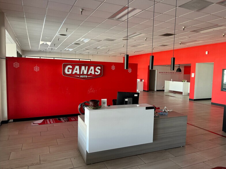 More Photos Of 3190 Auto Center Cir, Stockton Auto Dealership For Lease