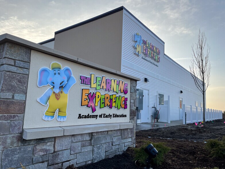 More Photos Of 2220 64th SW st, Byron Center Daycare Center For Sale