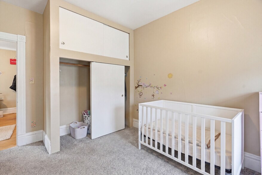 More Photos Of 940 3rd St E, Saint Paul Apartments For Sale