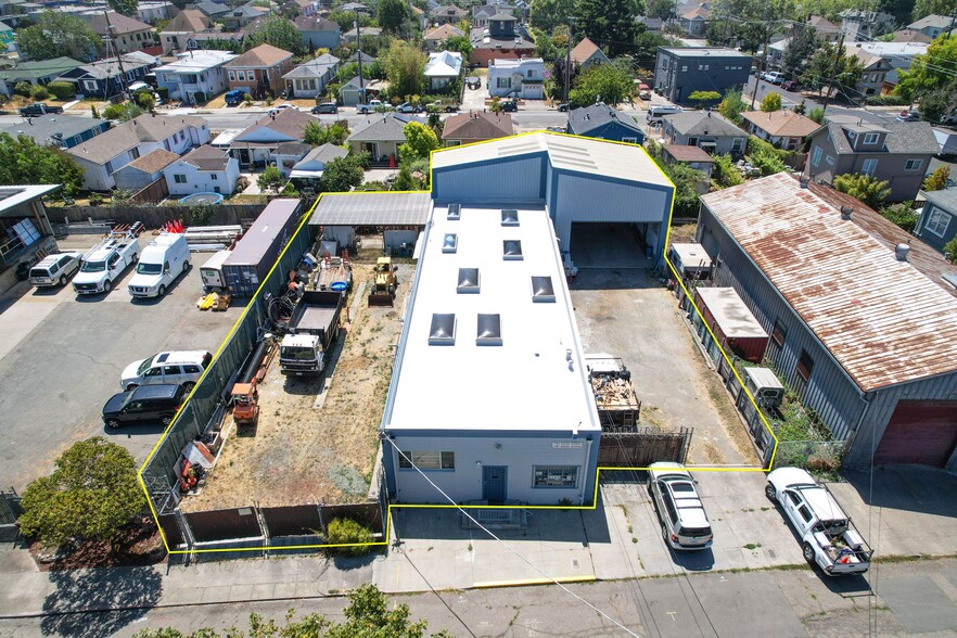 Primary Photo Of 1185-1187 Ocean Ave, Emeryville Office For Sale