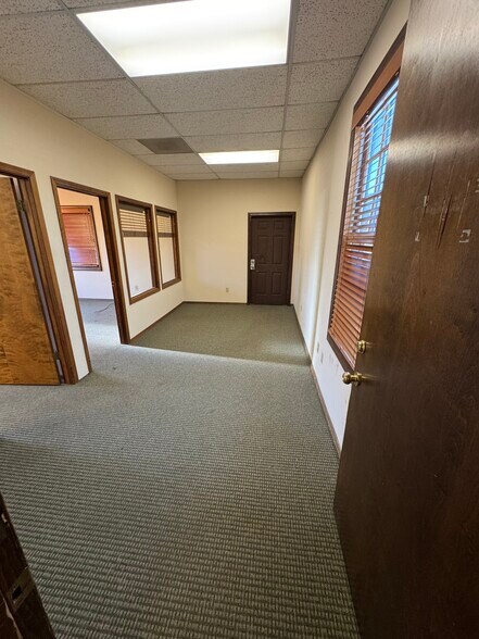 More Photos Of 929 Sherman Ave, Novato Office For Lease