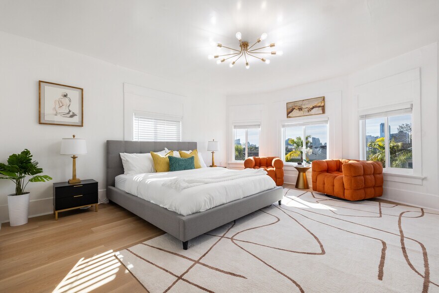 More Photos Of 1055 21st Street, San Diego Apartments For Sale