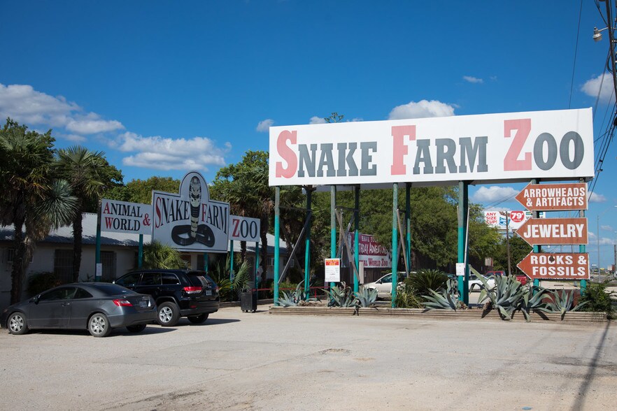 More Photos Of 25090 Interstate 35 N & Eckhardt Rd, Schertz Land For Sale