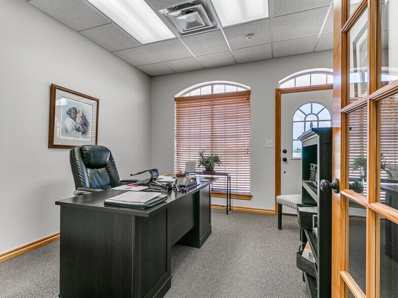 More Photos Of 2326-2350 N Interstate Dr, Norman Office For Sale
