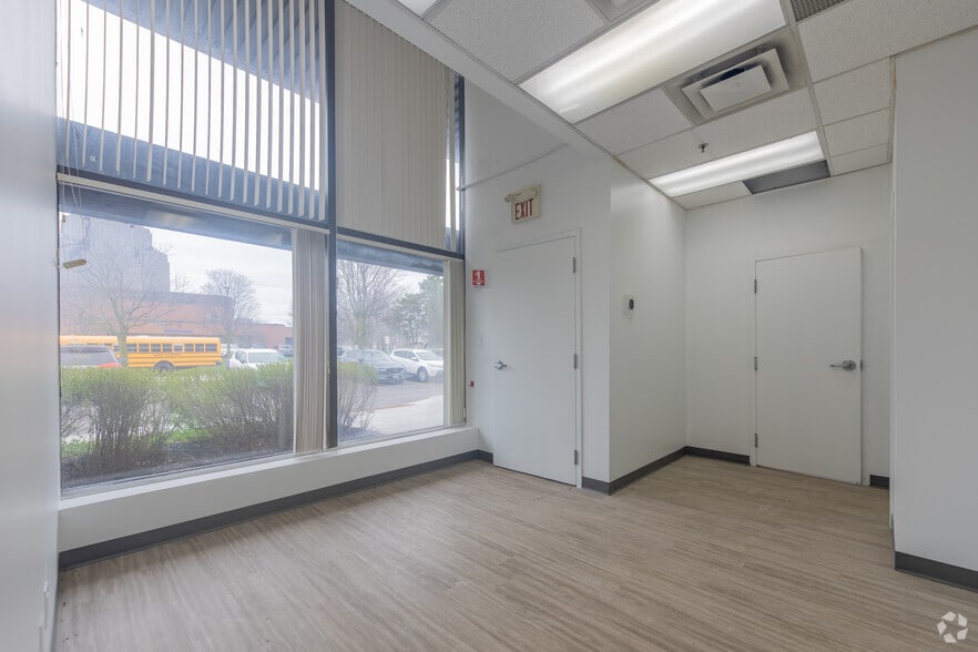 More Photos Of 50-70 Novopharm Ct, Toronto Warehouse For Sale