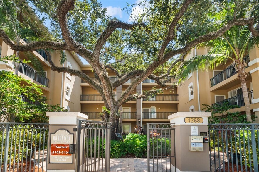 More Photos Of 1268 11th St, Sarasota Office For Sale