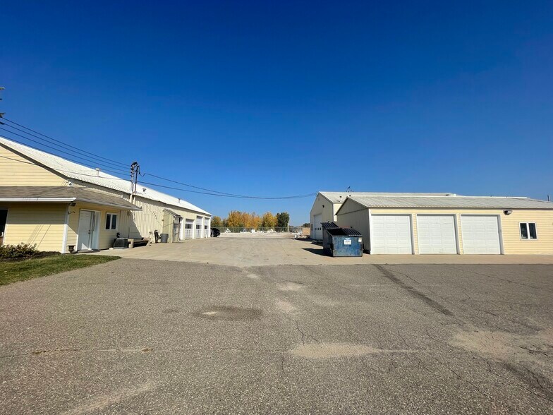 Primary Photo Of 2025 Bonaire Path W, Rosemount Warehouse For Sale