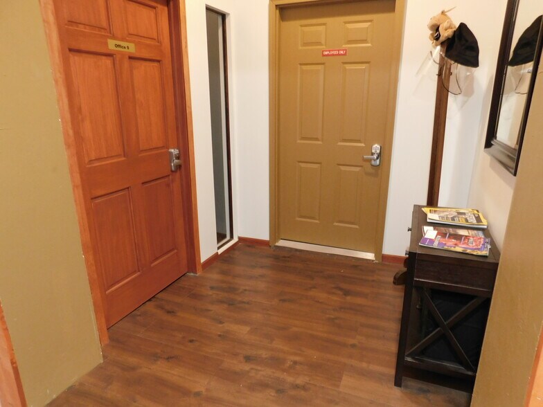 More Photos Of 68 W Main St, Danville Office For Lease