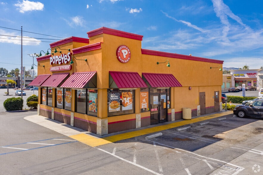 More Photos Of 14701-14729 Rinaldi St, San Fernando Unknown For Lease