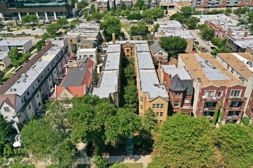 More Photos Of 4742-4748 S Drexel Blvd, Chicago Apartments For Sale