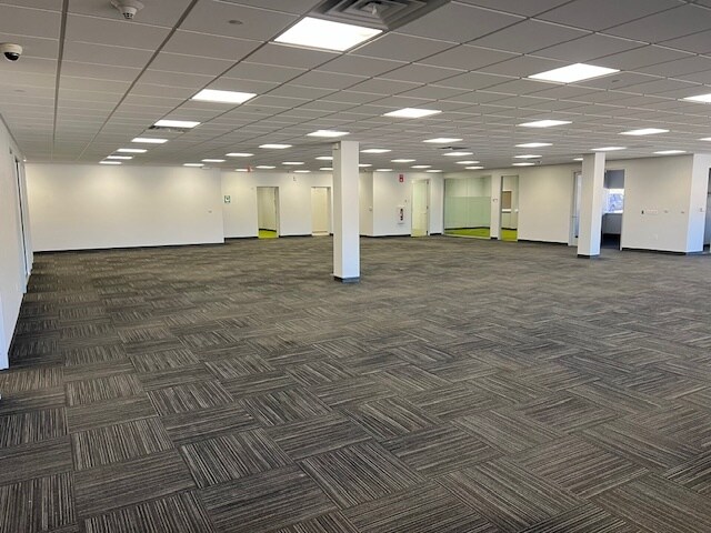 More Photos Of 2985 S Ridge Rd, Green Bay Medical For Lease