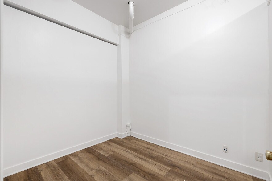 More Photos Of 5264 3rd St, San Francisco Office For Lease