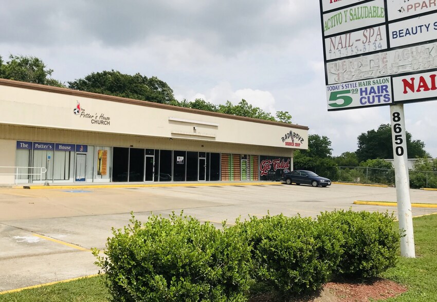 More Photos Of 8650 N Houston Rosslyn Rd, Houston Unknown For Lease