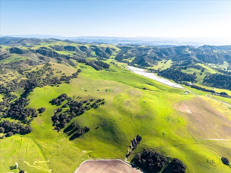 More Photos Of 9451 Batchelder Rd, Los Alamos Land For Sale