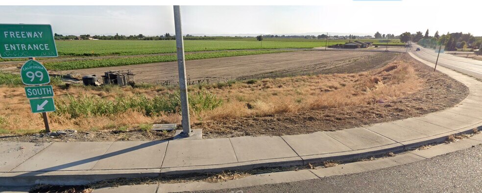 More Photos Of Bradbury Rd @ Flower Ave, Delhi Land For Sale