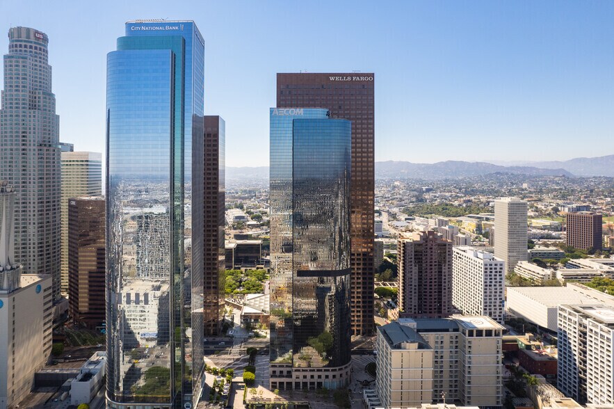 More Photos Of 300 S Grand Ave, Los Angeles Office For Lease