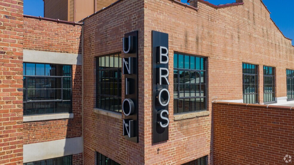 More Photos Of 37 W Cross St, Baltimore Office For Sale