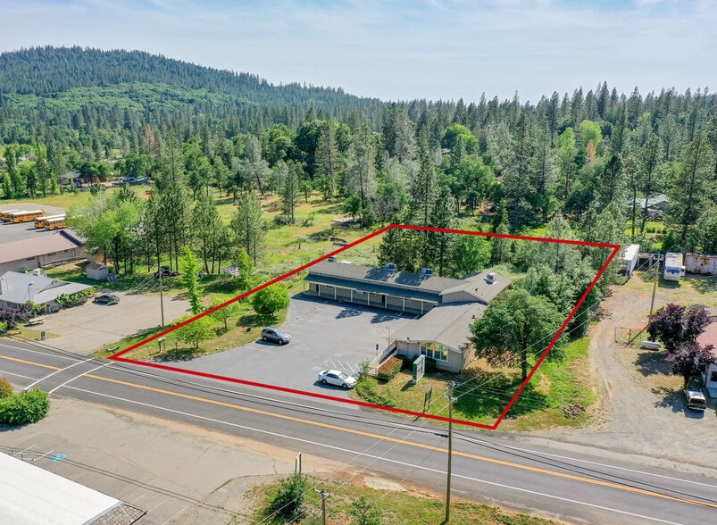 More Photos Of 16850 Willow Glen Rd, Brownsville Storefront Retail Office For Sale