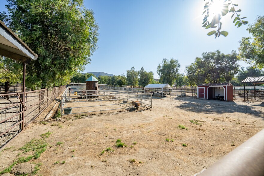 More Photos Of 38831 Pauba Rd, Temecula Land For Sale
