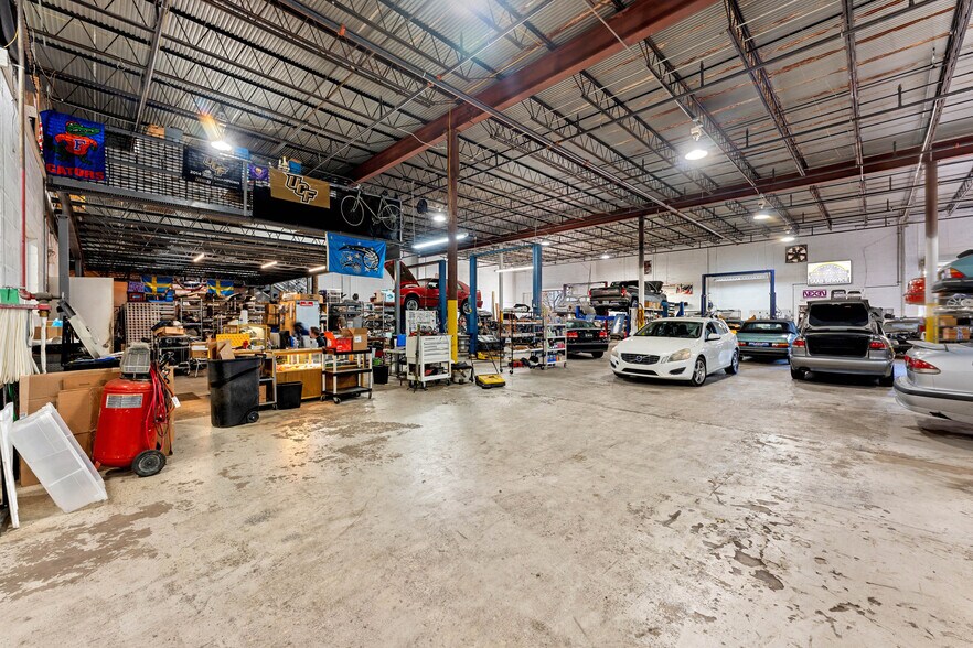 More Photos Of 700 Jackson Ave, Winter Park Manufacturing For Sale