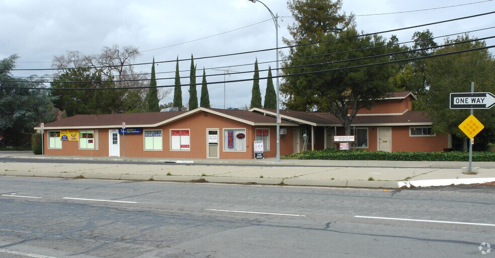 More Photos Of 20445 Prospect Rd, San Jose Medical For Lease