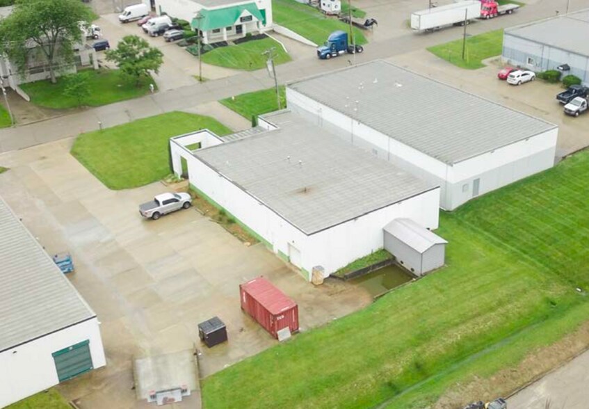 More Photos Of 9059 Sutton Pl, Hamilton Warehouse For Lease