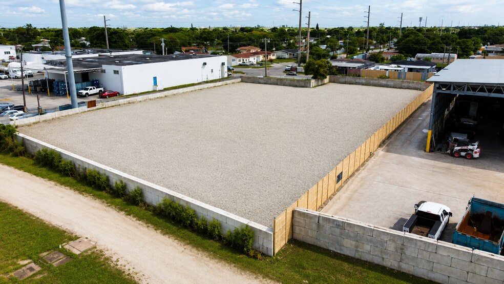 More Photos Of 8600 NW 36th Ave, Miami Manufacturing For Lease