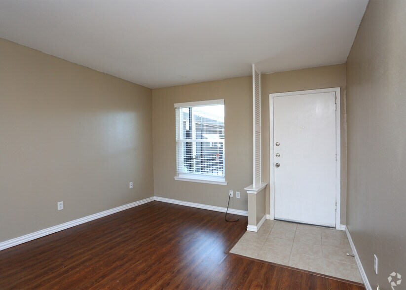 More Photos Of 5601 Birchman Ave, Fort Worth Apartments For Sale