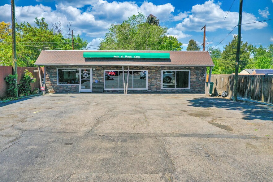 More Photos Of 4267 S Broadway, Englewood Auto Dealership For Sale