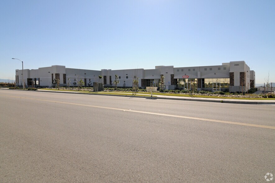 More Photos Of 2481-2483 W Walnut Ave, Rialto Unknown For Sale