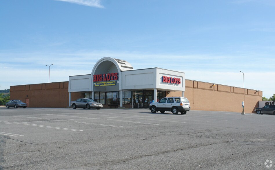 More Photos Of 809 Lycoming Mall Rd, Muncy Freestanding For Sale