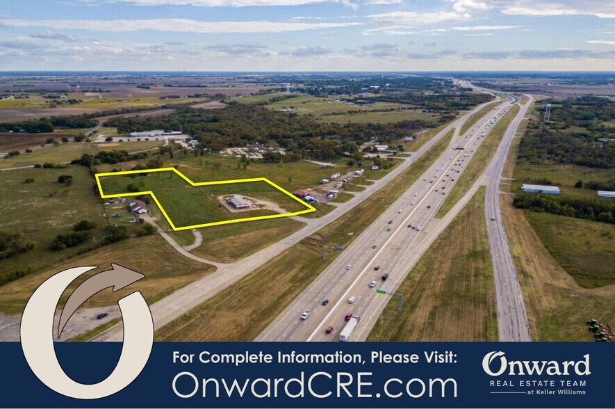 More Photos Of 24350 N I 35, West Restaurant For Sale