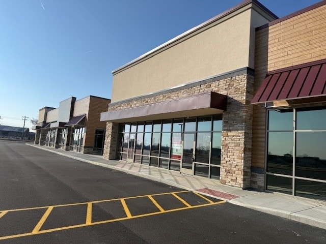 More Photos Of 4712 Old Kyles Station Rd, Hamilton Unknown For Lease