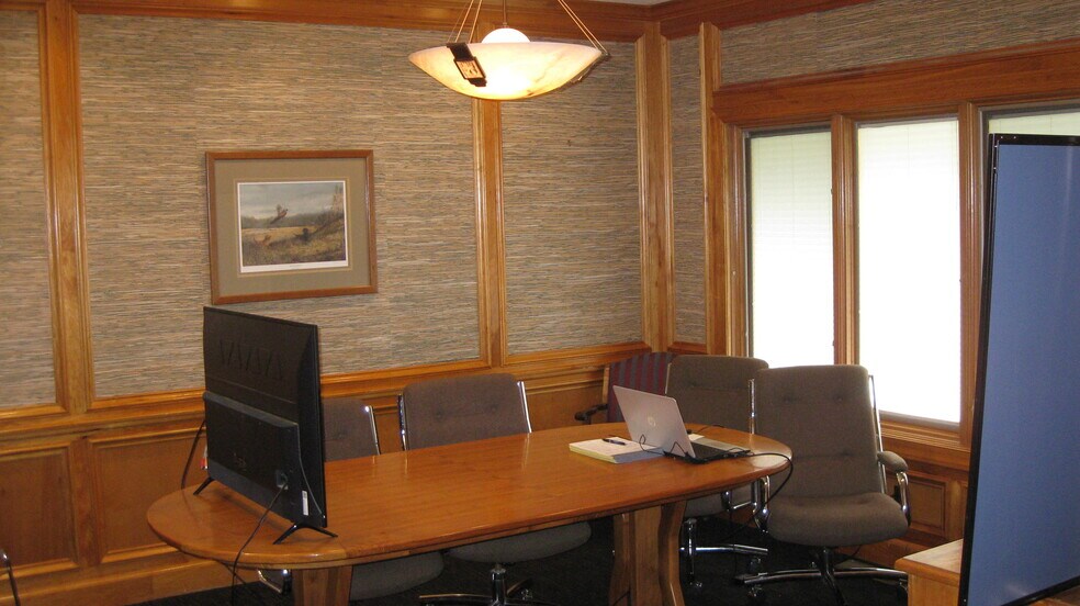 More Photos Of 10808 Coldwater Rd, Fort Wayne Office For Sale