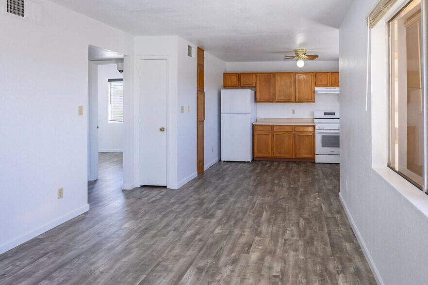 More Photos Of 450 Palm Dr, Wickenburg Apartments For Sale